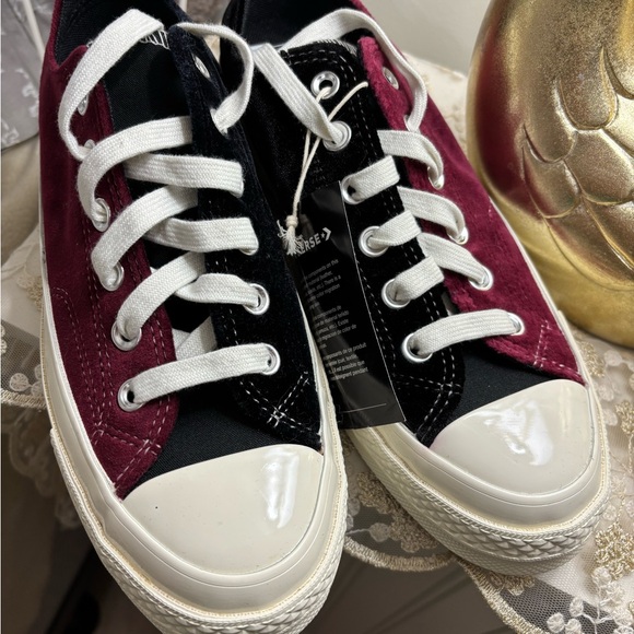 New Harley Quinn Converse Theme - Picture 1 of 4